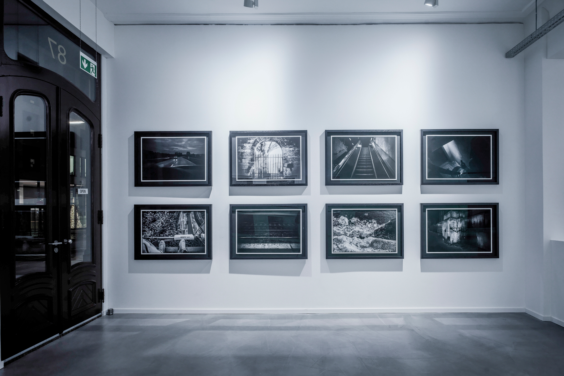 Installation view — Golden Hands Gallery, Hamburg